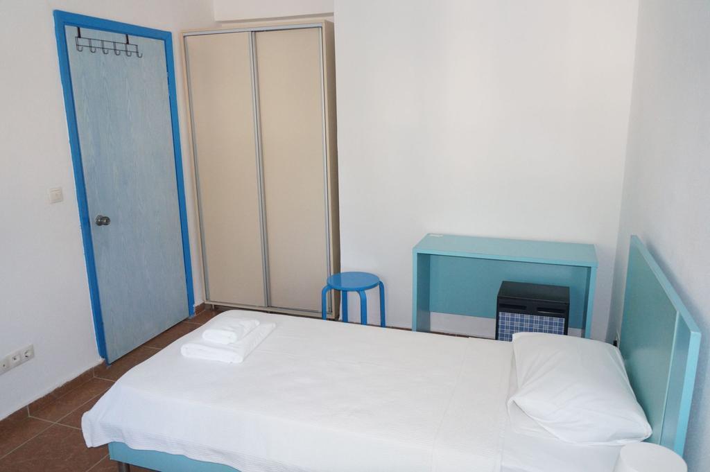 ביטז Esmana Hotel חדר תמונה