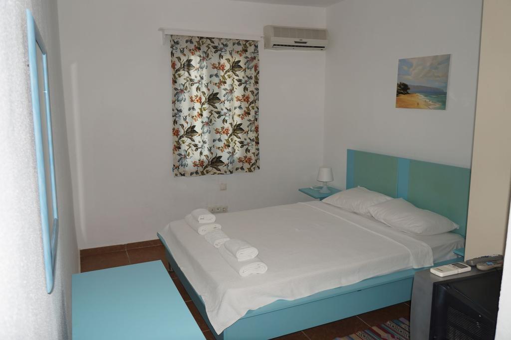 ביטז Esmana Hotel חדר תמונה