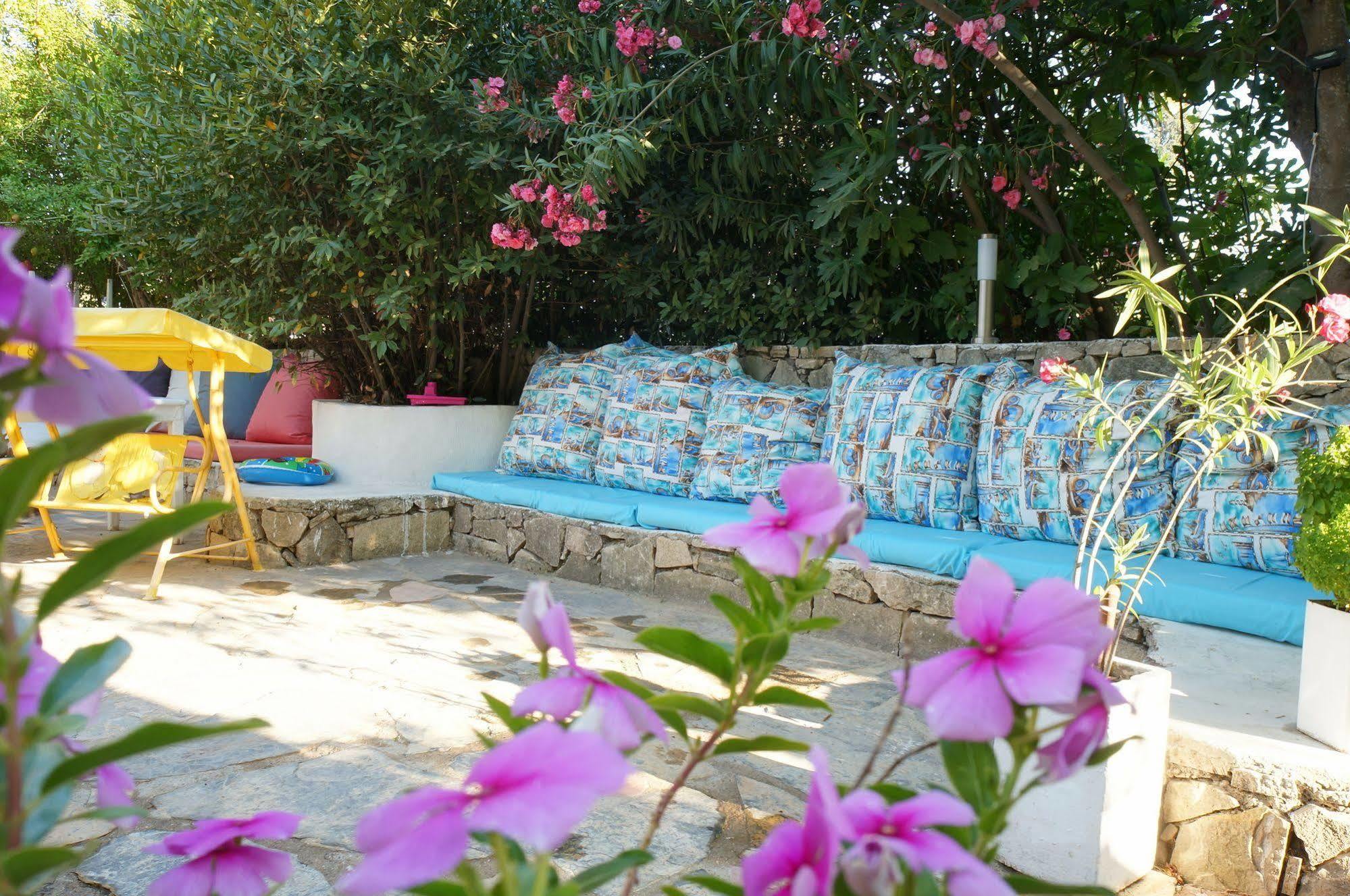 ביטז Esmana Hotel מראה חיצוני תמונה